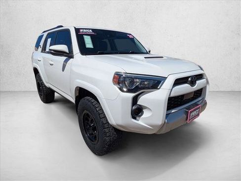 Used 2020 Toyota 4Runner TRD Off-Road Premium w/ Moonroof Package AWD/4WD image 3