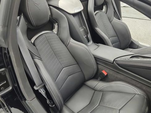 Used 2024 Chevrolet Corvette Stingray Preferred Conv w/ Z51 Performance Package RWD image 27