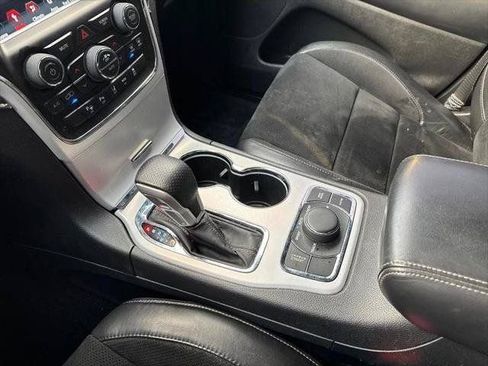 Used 2018 Jeep Grand Cherokee SRT w/ Trailer Tow Group IV AWD/4WD image 56