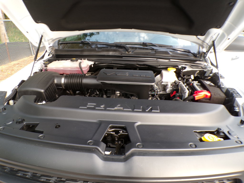 Used 2024 RAM 1500 Tradesman AWD/4WD image 32