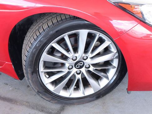 Used 2021 INFINITI Q50 Luxe w/ Seat & Sound Package RWD image 3