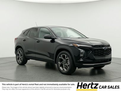 Used 2025 Chevrolet Trax LT