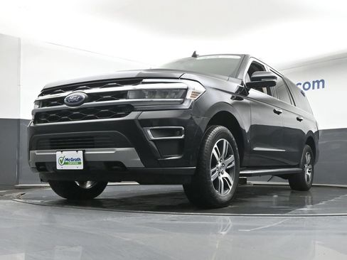 Used 2023 Ford Expedition Max Limited AWD/4WD image 6