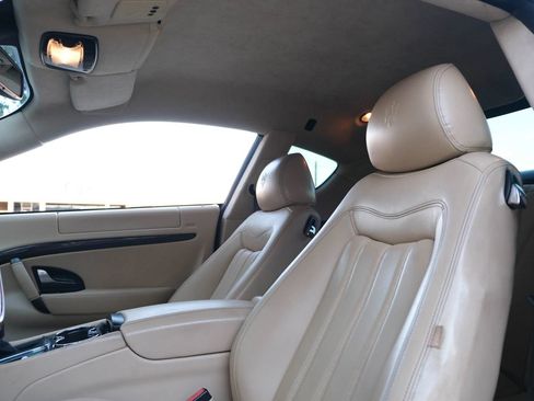Used 2010 Maserati GranTurismo Coupe RWD image 22