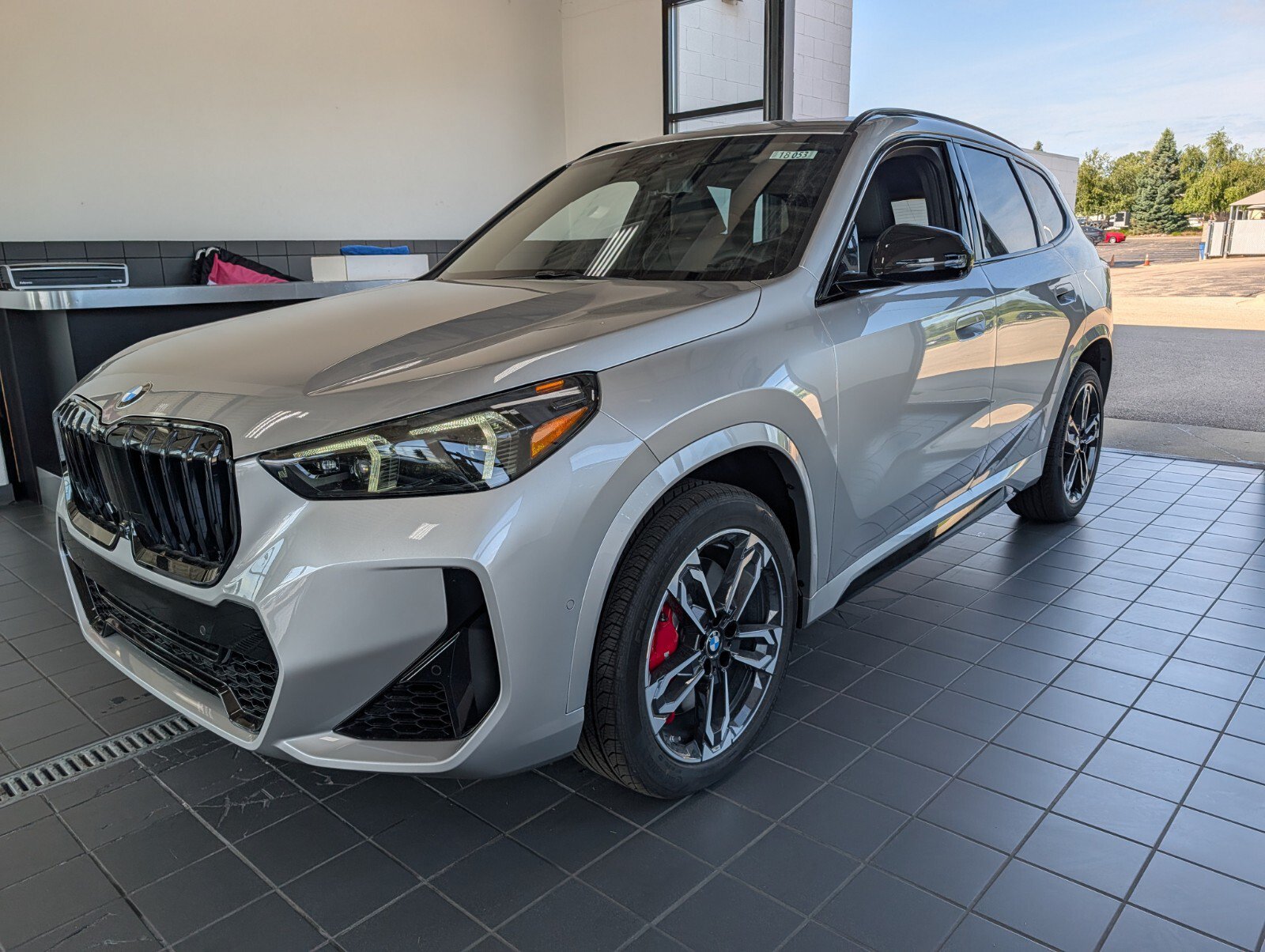 New 2027 BMW X1 xDrive28i AWD/4WD image 7