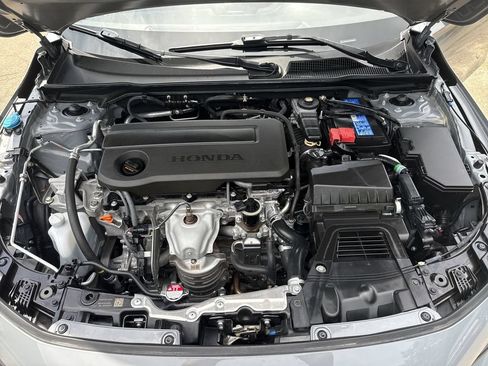 Used 2025 Honda Civic Sport image 24