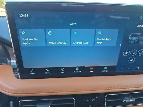 Certified 2023 Lincoln Nautilus Black Label w/ Class II Trailer Tow Package image 21