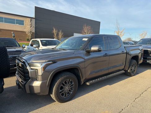Used 2023 Toyota Tundra SR5 w/ SR5 Convenience Package image 1