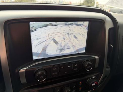 Used 2018 GMC Sierra 1500 SLE image 20