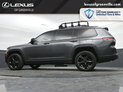 Used 2022 Jeep Grand Cherokee L Laredo image 15