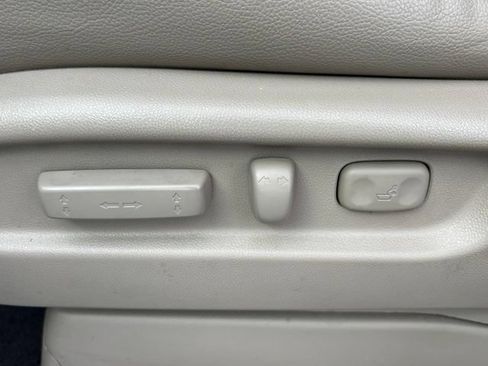 Used 2017 Honda Odyssey Touring Elite image 8
