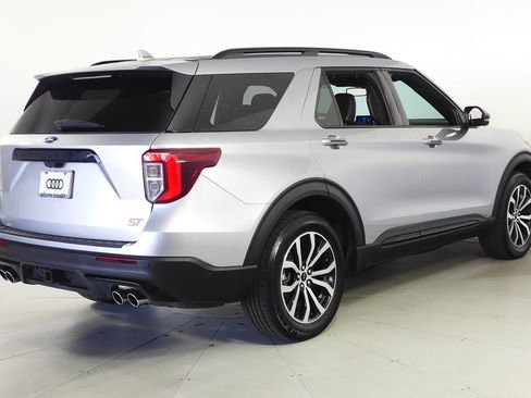 Used 2020 Ford Explorer ST w/ Premium Technology Package image 7