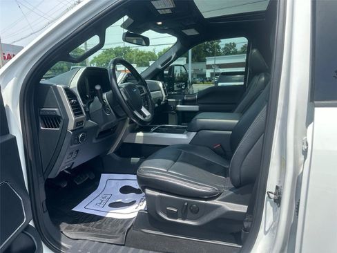 Used 2022 Ford F350 Lariat w/ Tremor Off-Road Package AWD/4WD image 19