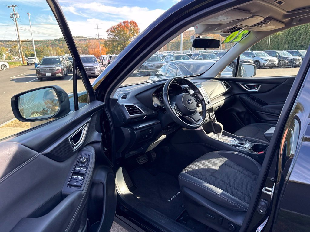 Used 2020 Subaru Forester Premium AWD/4WD image 20