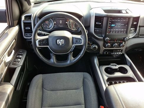 Used 2020 RAM 1500 Big Horn AWD/4WD image 12
