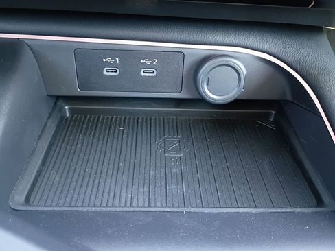 New 2026 Nissan Sentra SR w/ Floor Mat Package image 17