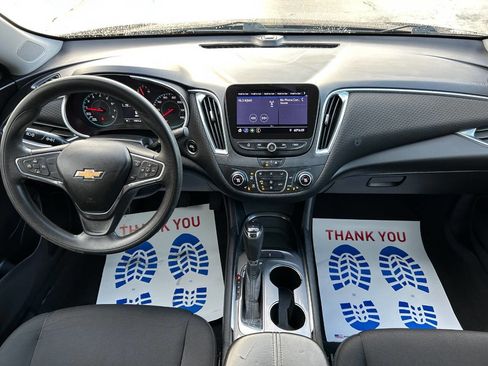 Used 2020 Chevrolet Malibu LT FWD image 21