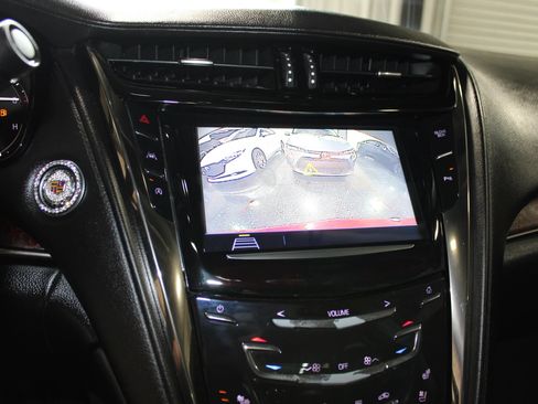 Used 2018 Cadillac CTS Luxury RWD image 18