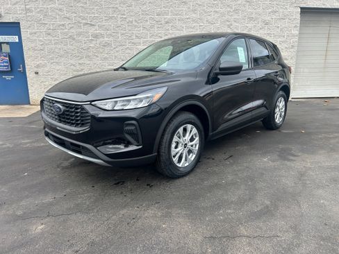 New 2026 Ford Escape Active w/ Cold Weather Package image 2