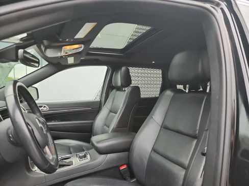 Used 2021 Jeep Grand Cherokee Limited AWD/4WD image 5
