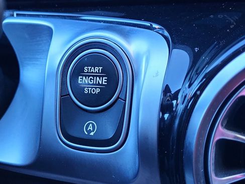 Certified 2022 Mercedes-Benz GLB 250 4MATIC image 20