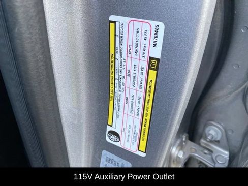Used 2021 RAM 1500 Big Horn RWD image 30