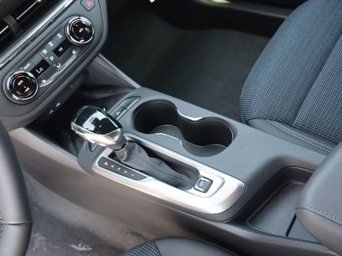 New 2026 Buick Envista Sport Touring w/ Convenience I Package FWD image 14