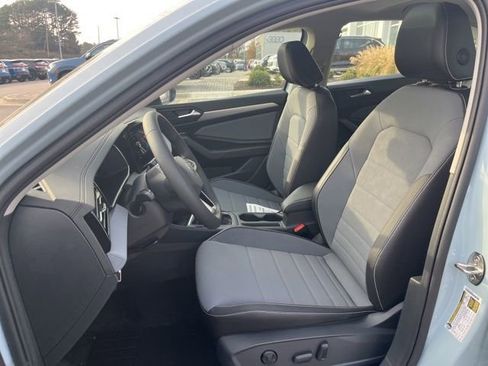 New 2026 Volkswagen Jetta SE image 22