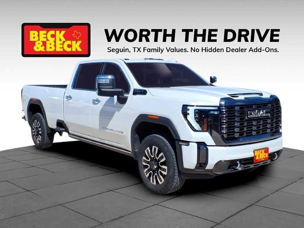 Used 2024 GMC Sierra 2500 Denali Ultimate w/ Max Trailering Package AWD/4WD image 3