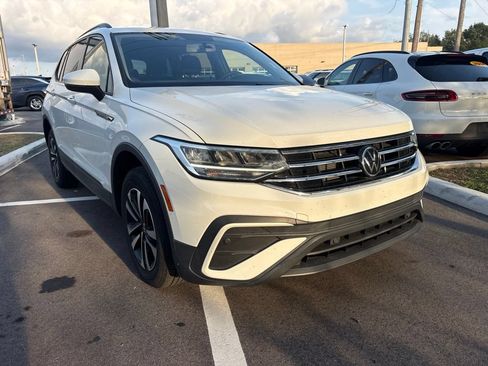 Used 2022 Volkswagen Tiguan S FWD image 1