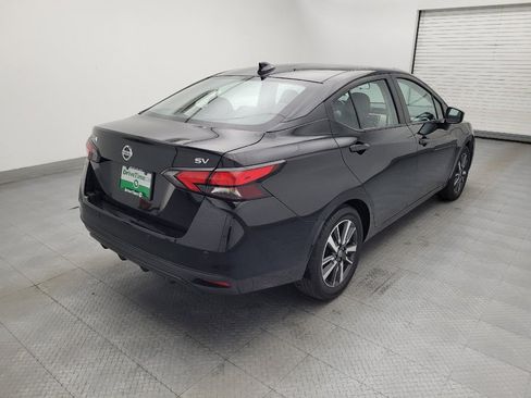 Used 2021 Nissan Versa SV FWD image 9