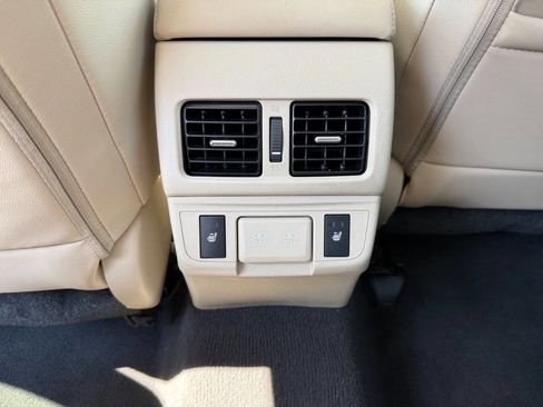 Used 2019 Subaru Outback 2.5i Limited AWD/4WD image 14