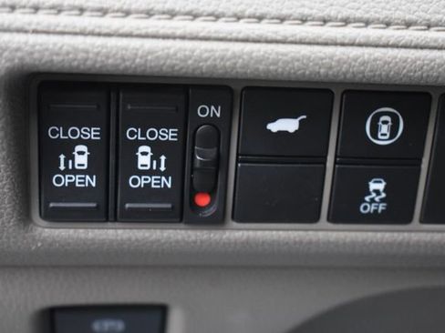 Used 2024 Honda Odyssey EX-L image 25