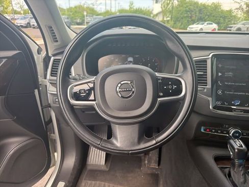 Used 2018 Volvo XC90 T5 Momentum w/ Convenience Package AWD/4WD image 7