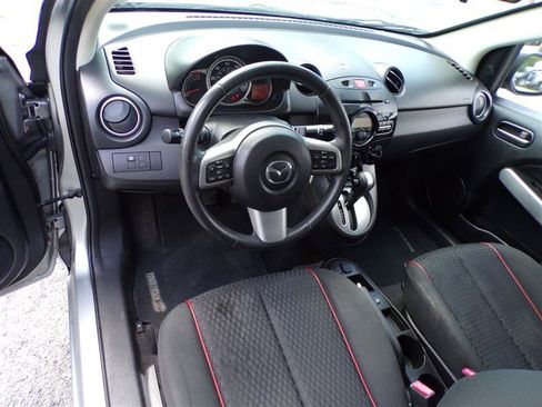 Used 2012 MAZDA MAZDA2 Touring FWD image 15