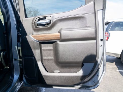 Used 2021 Chevrolet Silverado 1500 LT Trail Boss w/ Convenience Package II image 14