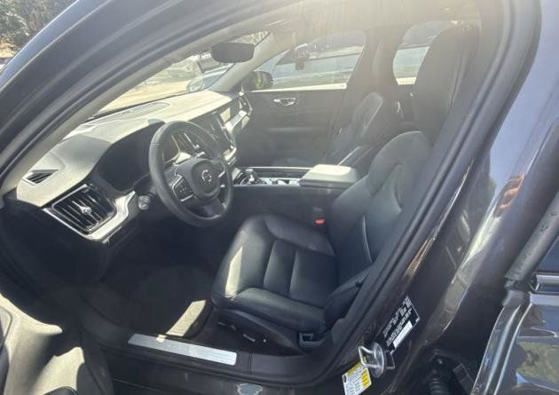 Used 2023 Volvo S60 B5 Core w/ Climate Package FWD image 4