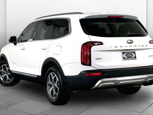Used 2020 Kia Telluride EX image 11