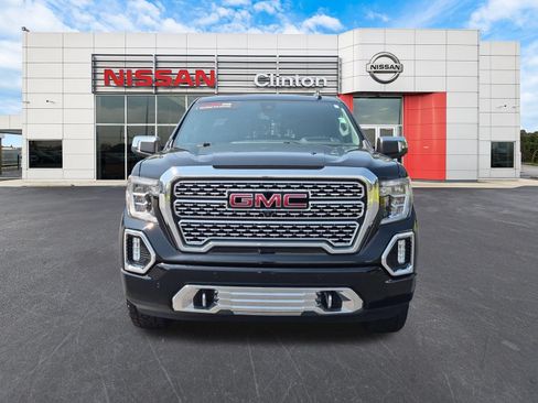 Used 2020 GMC Sierra 1500 Denali w/ Denali Ultimate Package AWD/4WD image 8