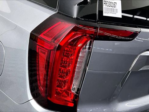 Certified 2023 GMC Yukon XL Denali image 27