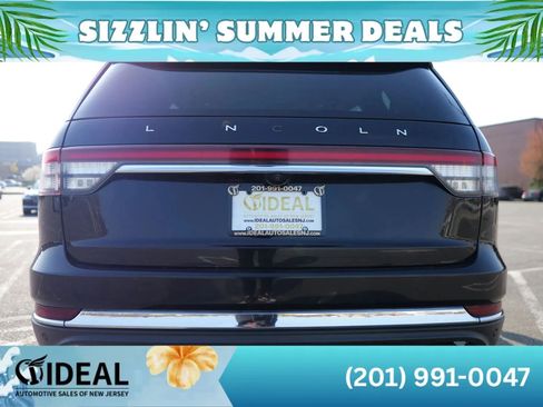 Used 2023 Lincoln Aviator AWD image 7