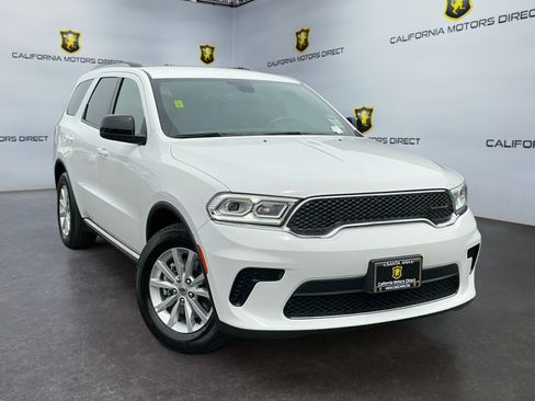Used 2023 Dodge Durango SXT RWD image 3
