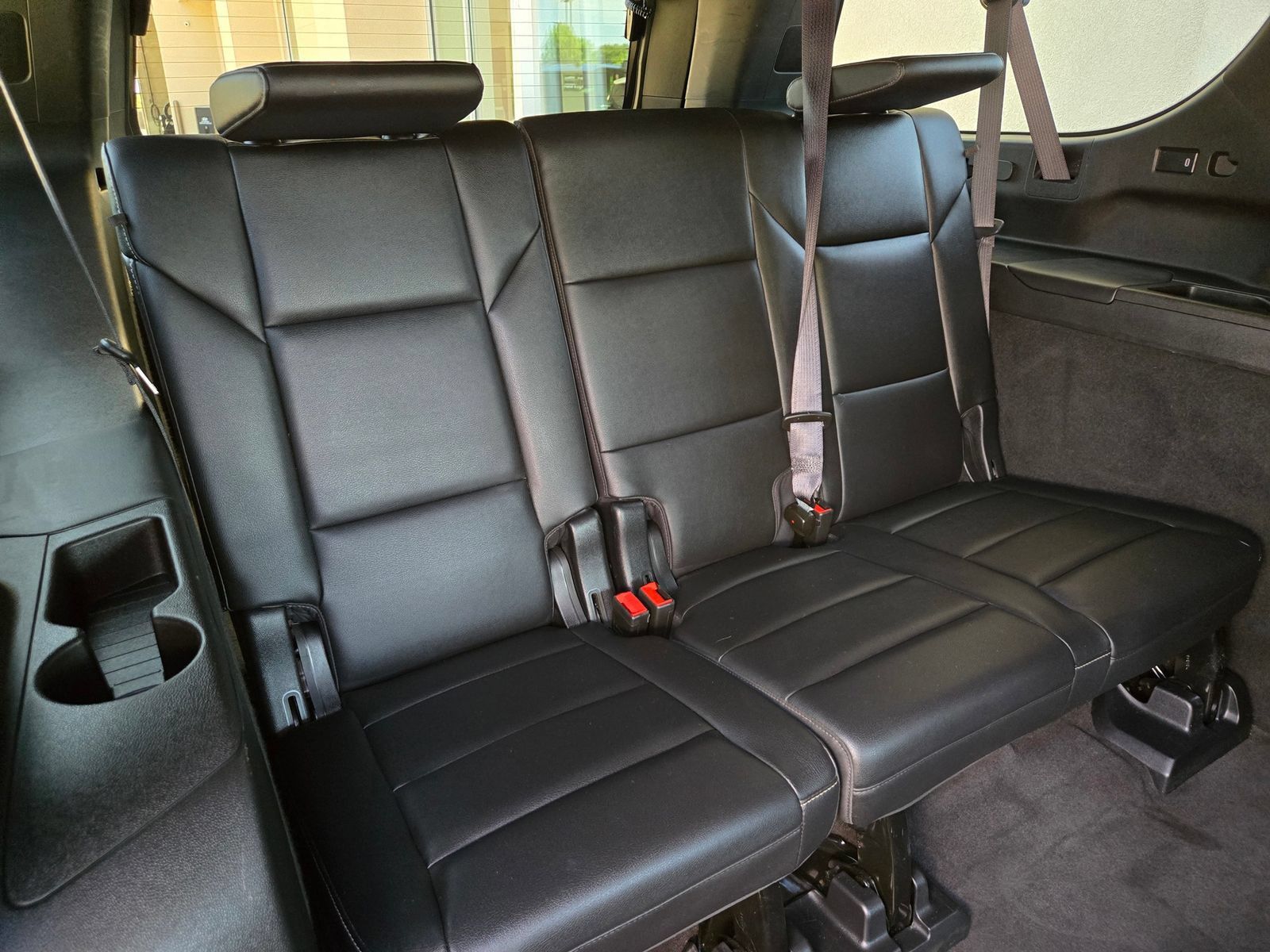 Used 2023 Cadillac Escalade ESV Luxury RWD image 28