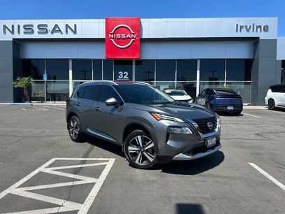 Certified 2022 Nissan Rogue Platinum w/ Head-Up Display Package