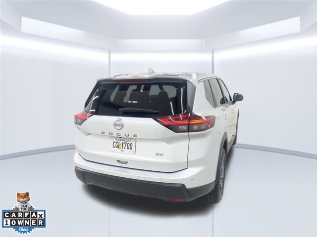 Used 2024 Nissan Rogue SV FWD image 4