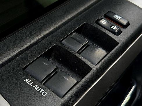 Used 2019 Toyota 4Runner SR5 Premium image 20