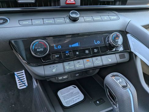 New 2026 Hyundai Elantra N FWD image 22