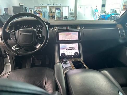 Used 2018 Land Rover Range Rover Supercharged image 21