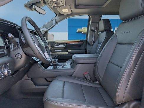 Used 2025 GMC Sierra 1500 Denali w/ Denali Reserve Package image 16