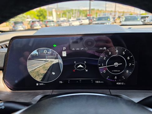 Certified 2024 Kia Telluride SX Prestige X-Line AWD/4WD image 27